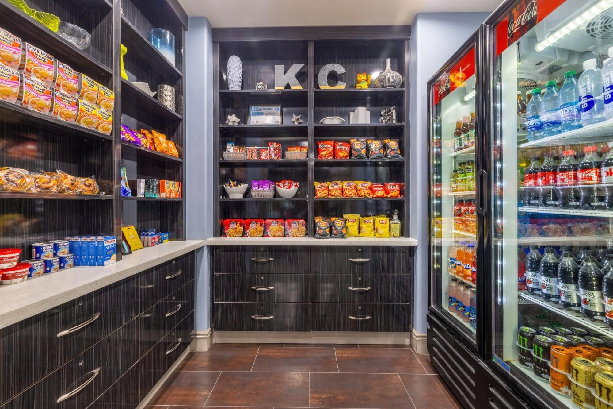 Holiday Inn Express & Suites Kansas City Airport By Ihg Esterno foto