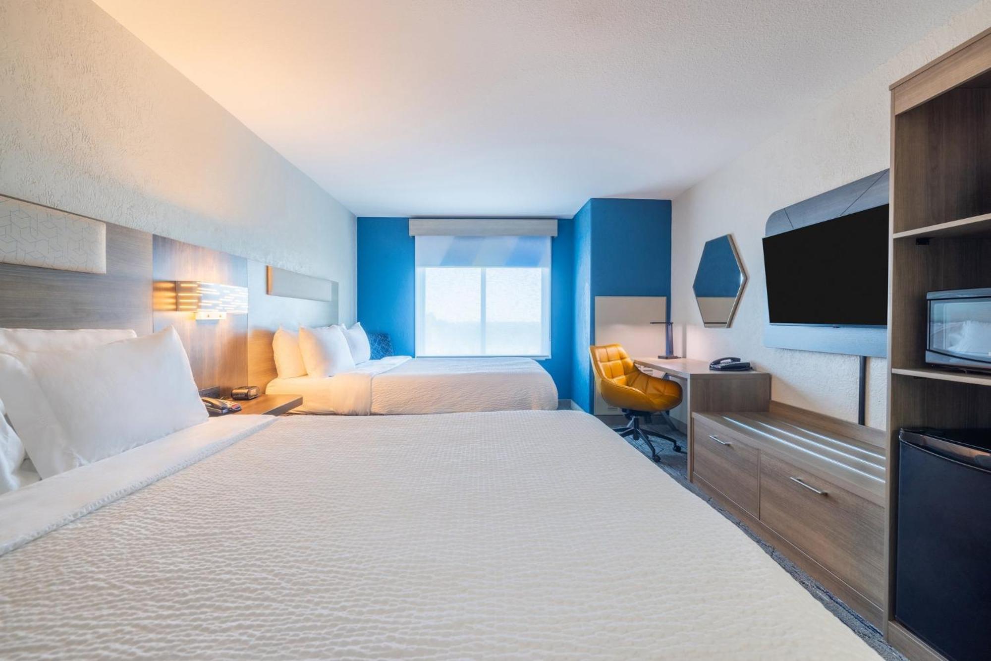 Holiday Inn Express & Suites Kansas City Airport By Ihg Esterno foto